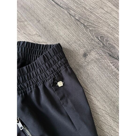 Fabletics Pull On Joggers Pants Womens  M  Black Ankle Zipper Gym Pockets - Picture 5 of 7